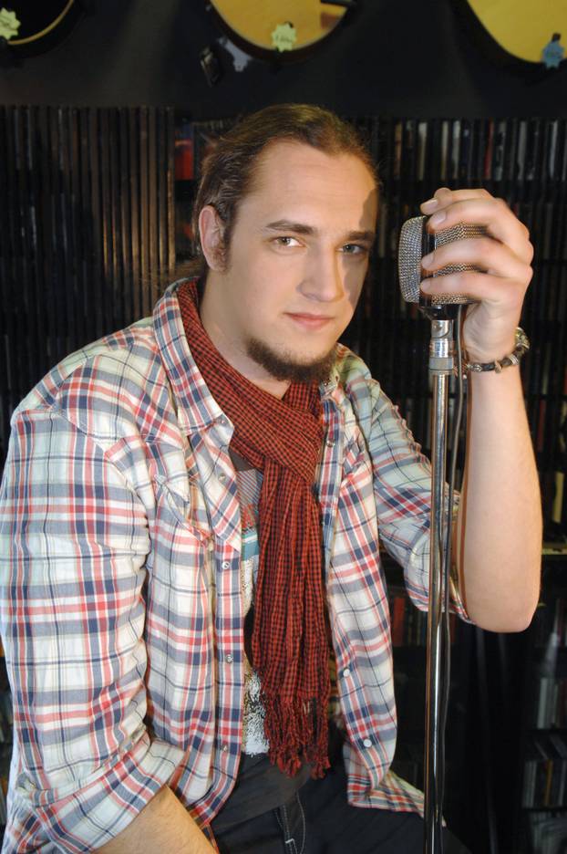 Zagreb: Zoran Miši? snima glazbeni spot u Dallas Recordsu 