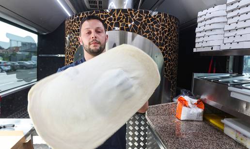 Putujući pizza-bus radi pizze iz krušne peći: 'Želimo predstaviti pizzu diljem Hrvatske'