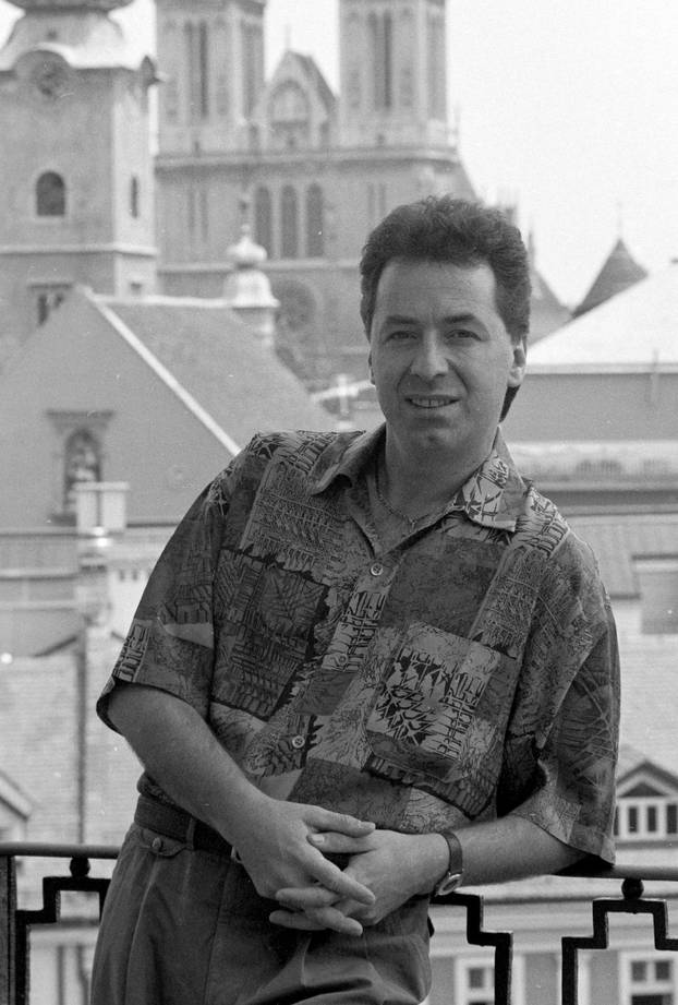 Zagreb: Pjevač Tomislav Ivčić, srpanj 1990.