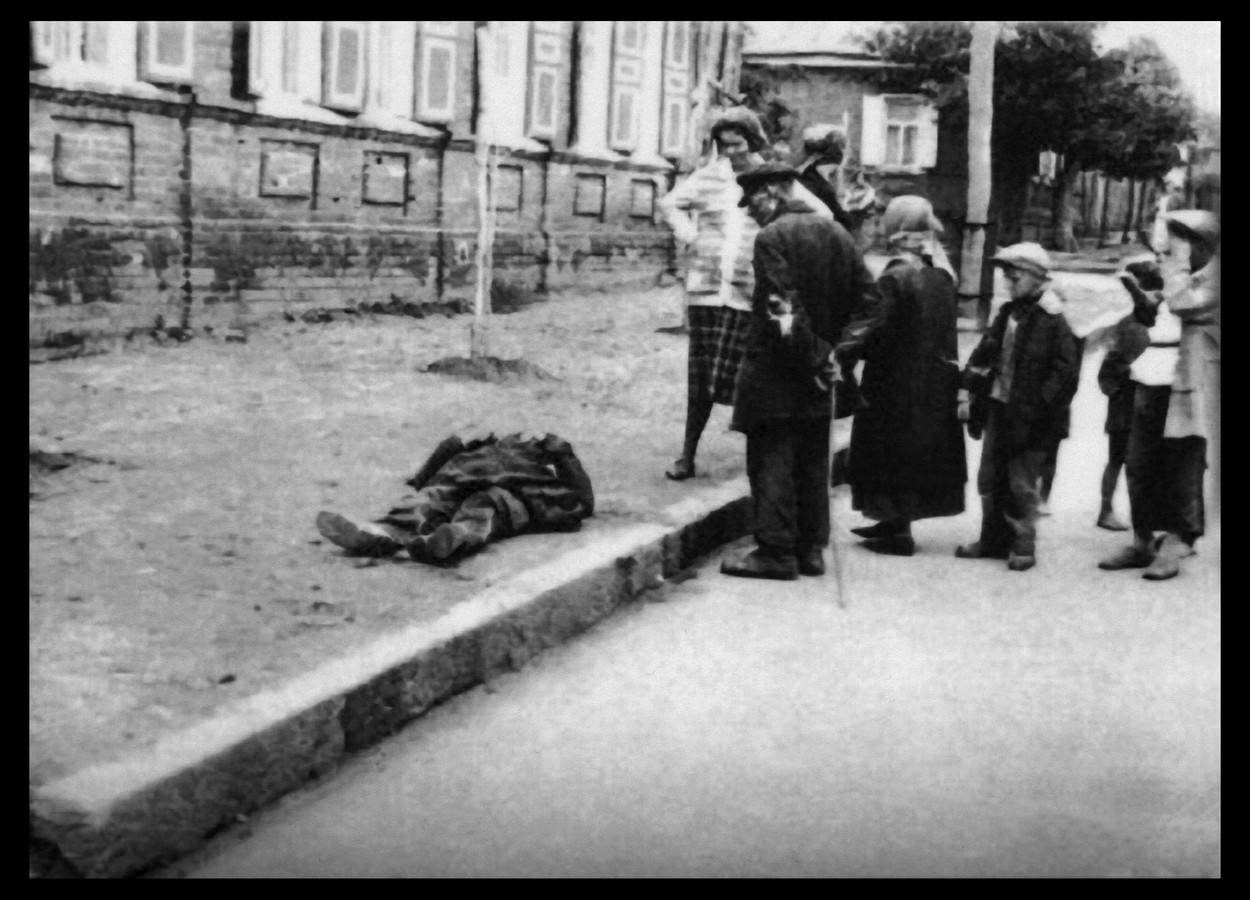 Exhibition 'Golodomor 1932-33 - genocide of Ukrainian people' opens in Kiev