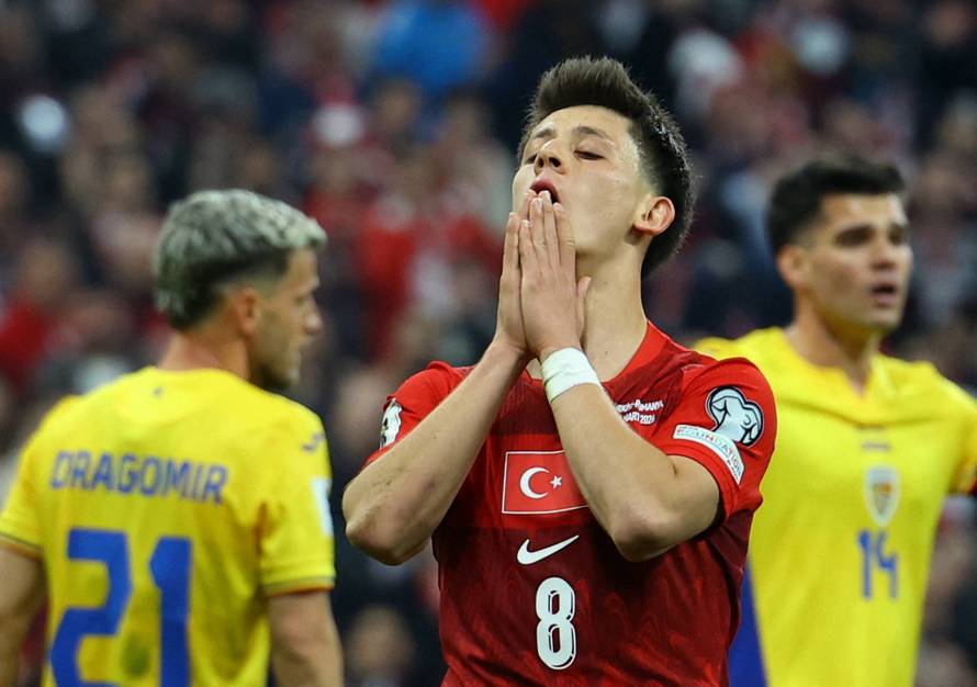 FIFA World Cup - UEFA Qualifiers - Semi Final - Turkey v Romania