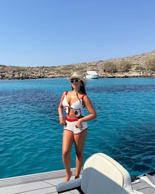 FOTO Ljepotica koja ljubi irskog junaka kvalifikacija za SP: 'Osjećam se kao u oblacima...'