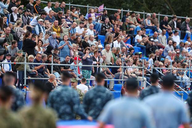 Zagreb: Generalna proba svečanog vojnog mimohoda