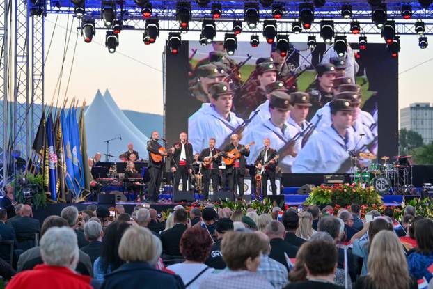 Svečani koncert u Zagrebu povodom 35. obljetnice postrojavanja Zbora narodne garde i ustrojavanja Hrvatske vojske i policije