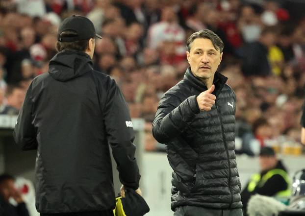 Bundesliga - VfB Stuttgart v Borussia Dortmund