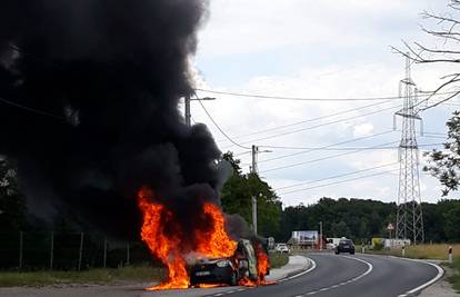 Buknuo auto kod Samobora: 'U njemu bile plinske boce, vozač uspio pobjeći u zadnji tren'