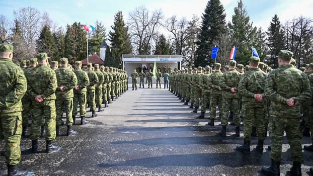 FOTO Milanović: 'O angažmanu vojske izvan domovine uvijek ćemo jako dobro razmisliti'