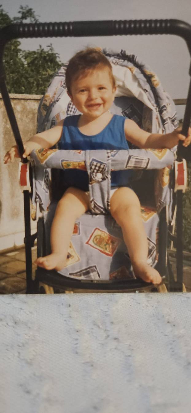 FOTO Biste li ih prepoznali? Dva 'Gospodina Savršena' pokazali kako su izgledali u djetinjstvu