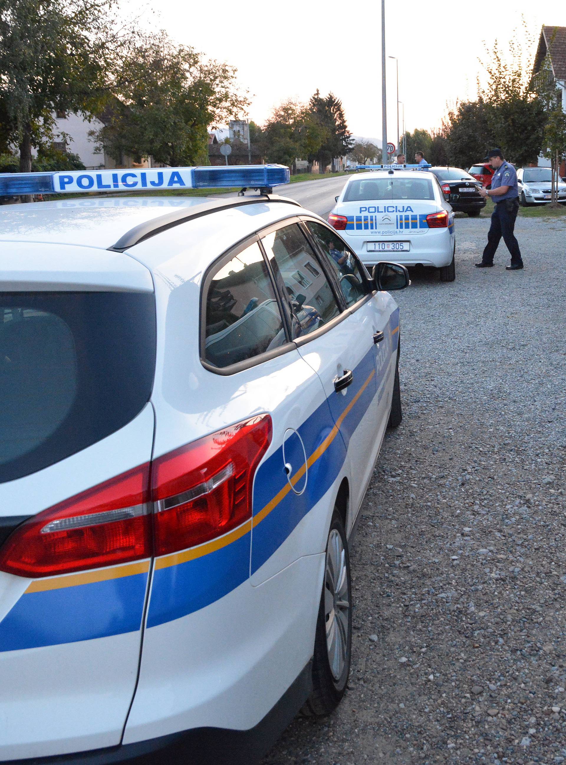 Stari Slatinik: Policijsko vozilo naletjelo na dijete