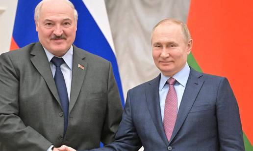 Teorije zavjere o Putinu: 'On je umro 2023. Mijenja ga dvojnik, žuti stolar iz Bjelorusije...'