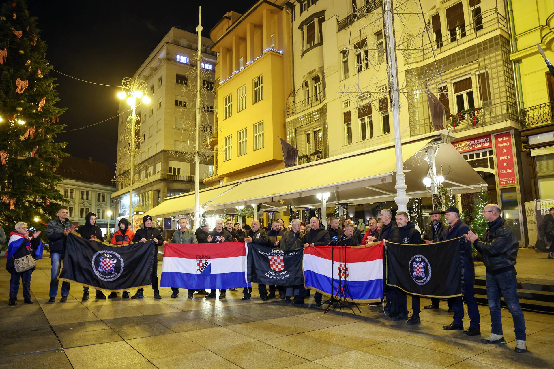 Zagreb: Održan prosvjed "HOS je naš ponos"