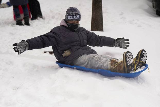 Major winter storm spreads across a large swath of the United States