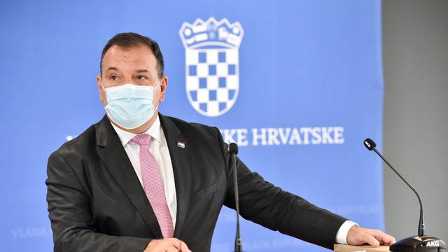 Zagreb: Beroš i Božinović dali izjave nakon sjednice Vlade