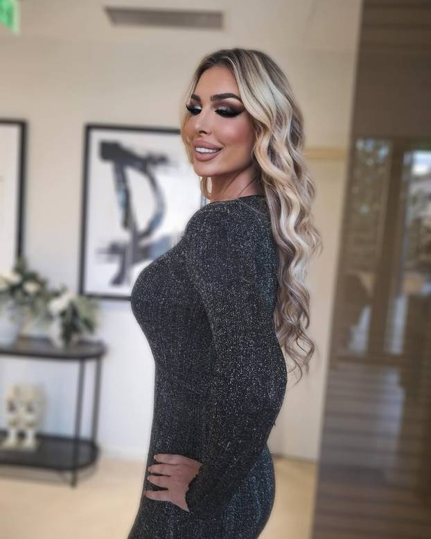 FOTO Ava Karabatić od reality zvijezde do kandidatkinje za predsjednicu: Dosta je stezanja!