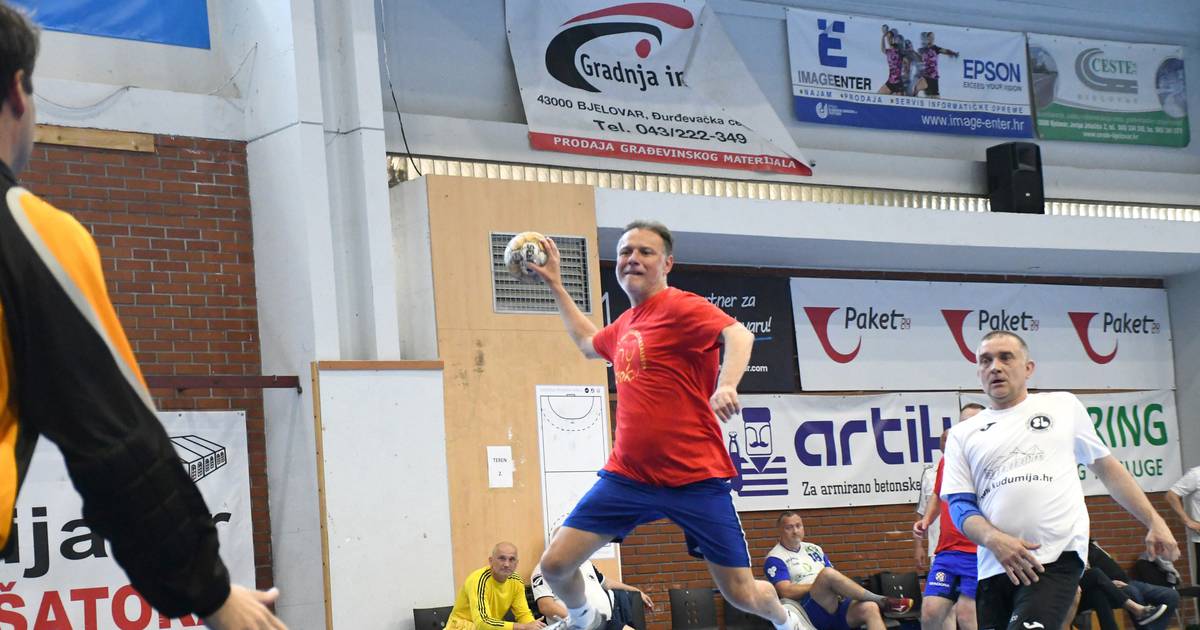 Check out the photo gallery of the President of Parliament as he flies high in a handball game