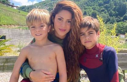 Shakira sa sinovima napustila Barcelonu: 'Neke stvari ne budu onakve kakve smo ih sanjali...'