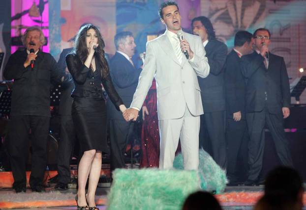 ARHIVA - Veliki trijumf Gibonnija na dodjeli nagrade Porin 2007. godine  