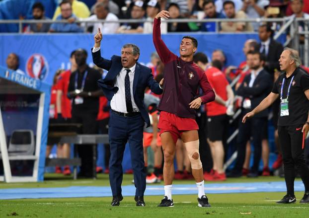 Fu&fllig;ball, EM Finale 2016 in Paris, Portugal - Frankreich 1:0 FUSSBALL EURO 2016 FINALE IN PARIS Portugal - Frankreich 10