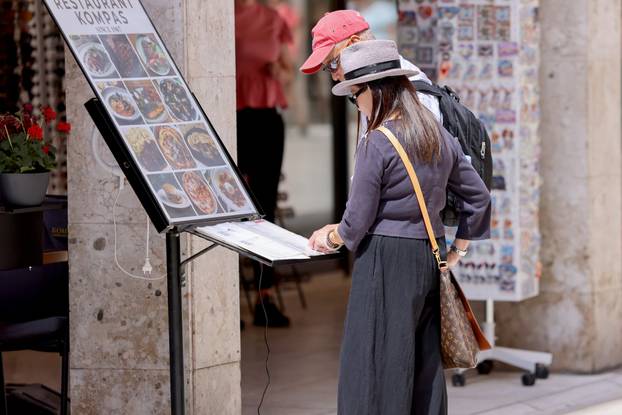 Zadar: Subotnje prijepodne u centru grada