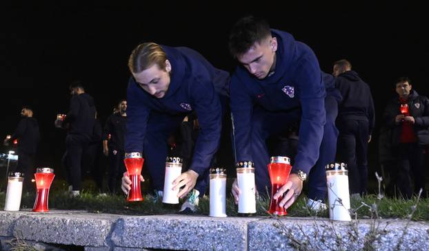 VIDEO Pogledajte kako 'vatreni' u centru Zagreba odaju počast žrtvama Domovinskog rata