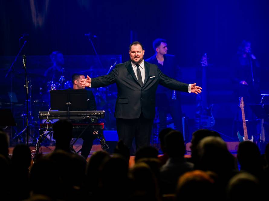 Vraća se zagrebačkoj publici: Mate Grgat nastupa u Kontesi