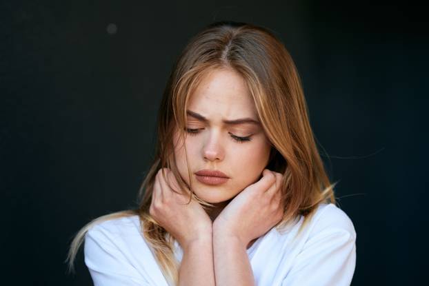 pretty woman lifestyle design street walk fun