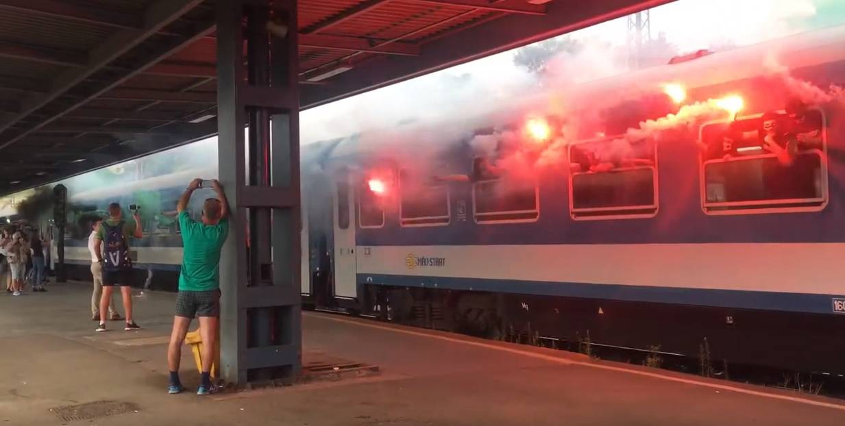 Zloglasni vlak krenuo je prema Zagrebu: 'Svi budite u crnom'