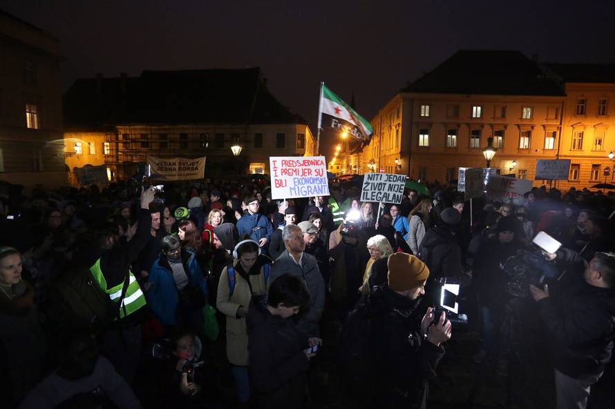 Stotine na Markovu trgu protiv zatvaranja rute za izbjeglice