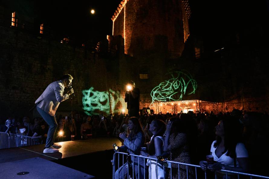 FOTO Lexington band hitovima i emocijom oduševio je publiku u punoj kuli Kamerlengo...