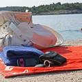 Lopovi harali pla&zcaron;ama po Istri i Crikvenici. Krali mobitele, torbe i kartice. Uhitili mu&scaron;karca i &zcaron;enu