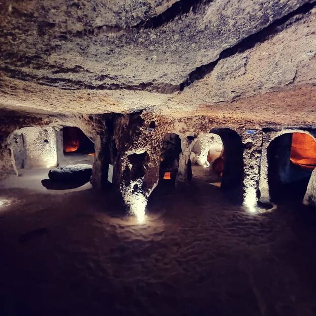 Derinkuyu je najveći podzemni grad svijeta, dubok 85 metara, a u njega stane 20.000 ljudi