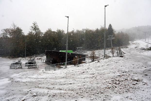 Prvi ovosezonski snijeg pao je na Platku