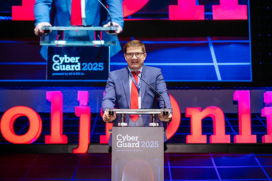 Trećina hrvatskih đaka jednom mjesečno doživi online nasilje