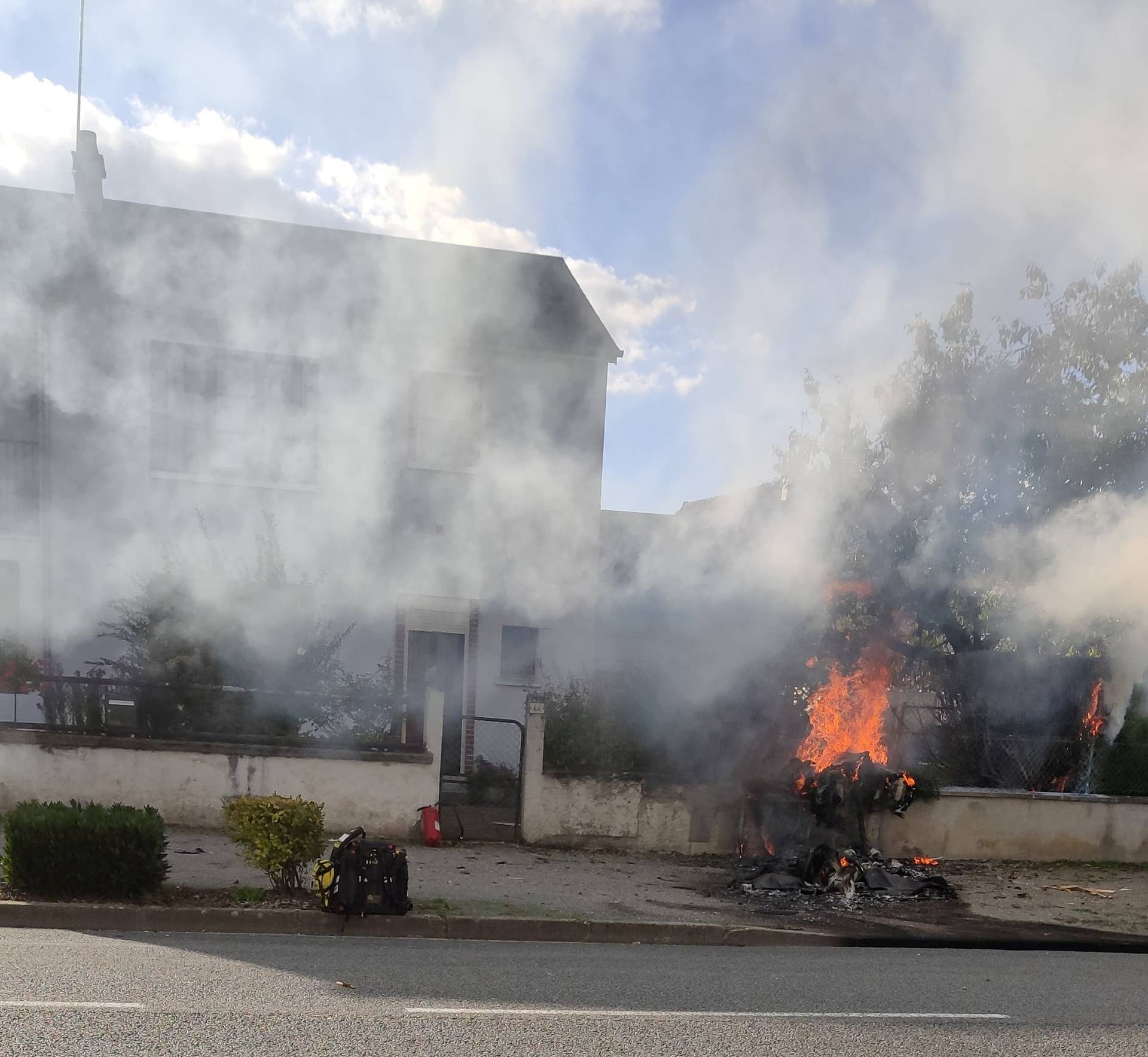 Five dead after aircraft collide over Loches