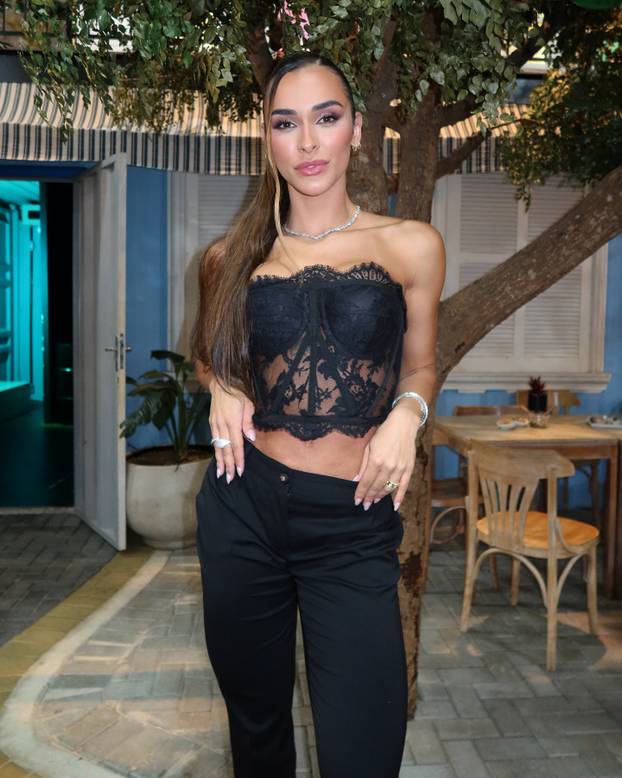 FOTO Realova zvijezda oženila atraktivnu influencericu. Imaju troje djece iz prethodnih veza