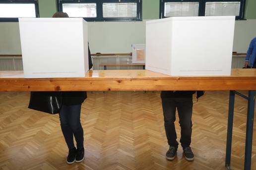 UŽIVO 80 gradova dobilo je gradonačelnike u 1. krugu: Split, Zagreb i Rijeka idu u 2. krug...