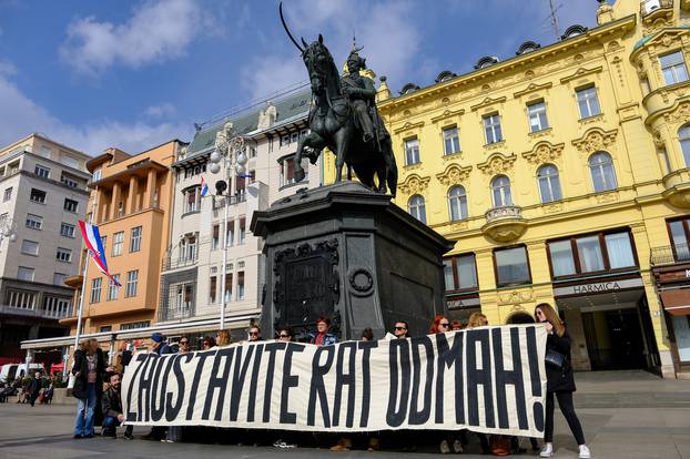 U centru Zagreba počeo je prosvjed protiv rata u Ukrajini