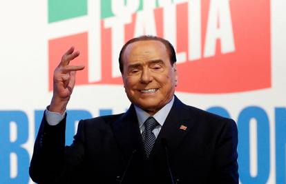 Silvio Berlusconi se obratio pristašama iz bolničke sobe