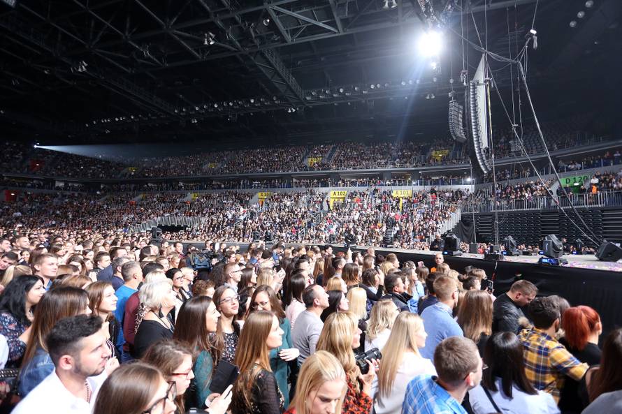 Petar Grašo napravio spektakl za fanove u zagrebačkoj Areni