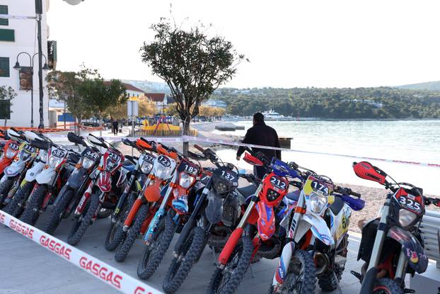 Primošten: Motociklisti?ka manifestacija Krka Enduro Raid privukla više od 500 natjecatelja iz cijele Europe 