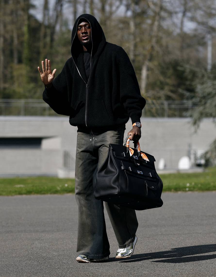 International Friendly - France Training