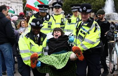 Kaos u Londonu: Policija uhitila stotine prosvjednika protiv zabrane propalestinske skupine
