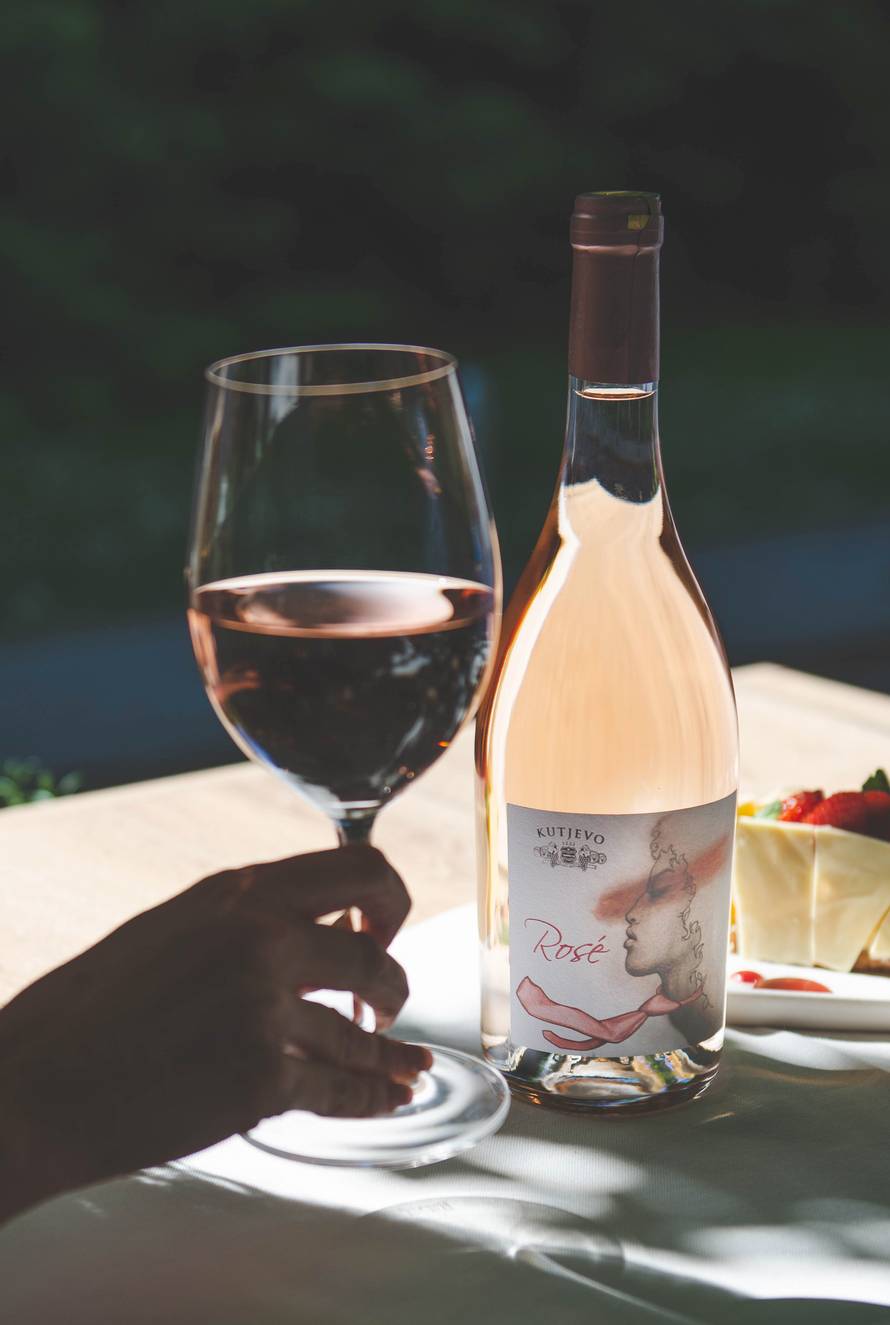 Čarobna lakoća uživanja uz Kutjevo Rosé Premium