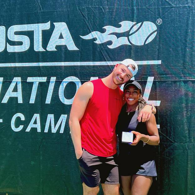 FOTO Protivnica Donne Vekić se nakon ozljede posvetila drugom poslu. Snima sadržaj za odrasle