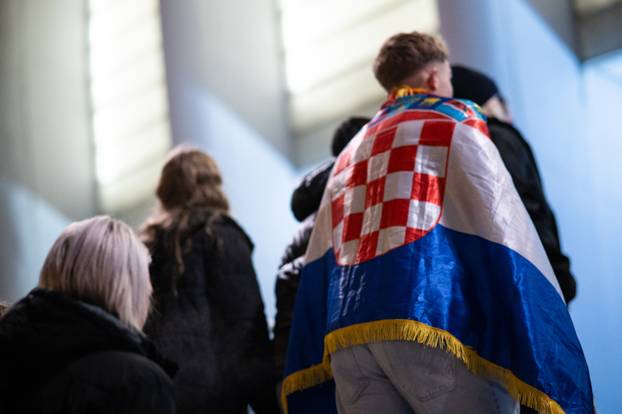 Zagreb: Gužva oko Arena zbog Thompsonovog koncerta