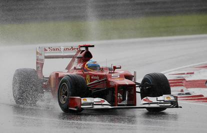 Alonso slavio u monsunskoj Maleziji, čudo Sergija Pereza!