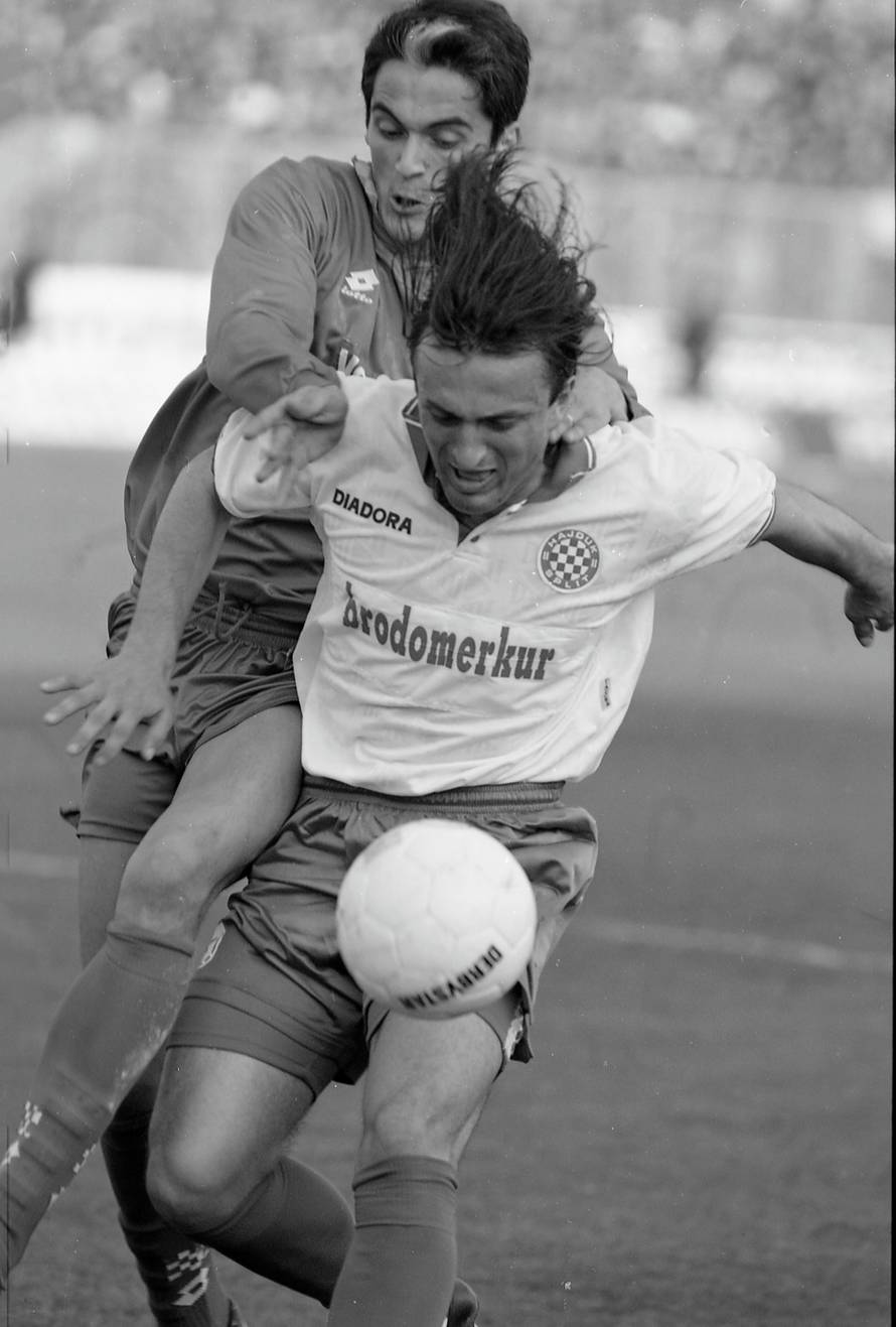 Zagreb: NK Croatia i HNK Hajduk na stadionu u Maksimiru, 24.03.1996.