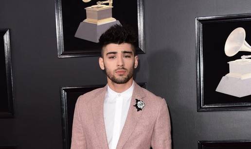 Zayn Malik poludio nakon što nije nominiran na Grammyjima: 'Je*eš te korumpirane nagrade'