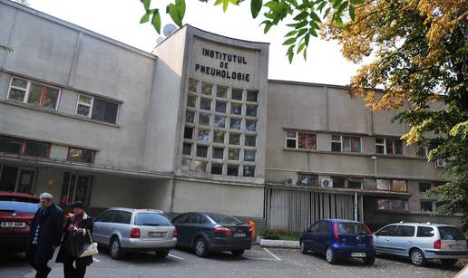 Incident u Bukureštu: Pao dio stropa u operacijskog dvorani dok su u njoj operirali pacijenta