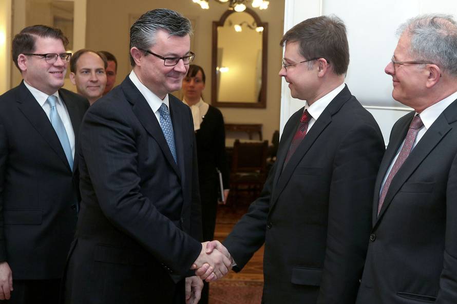 Orešković: Zbog prošle Vlade nam prijete korektivne mjere